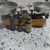 الكترونيات • للبيع • تفاصيل ناقصة
