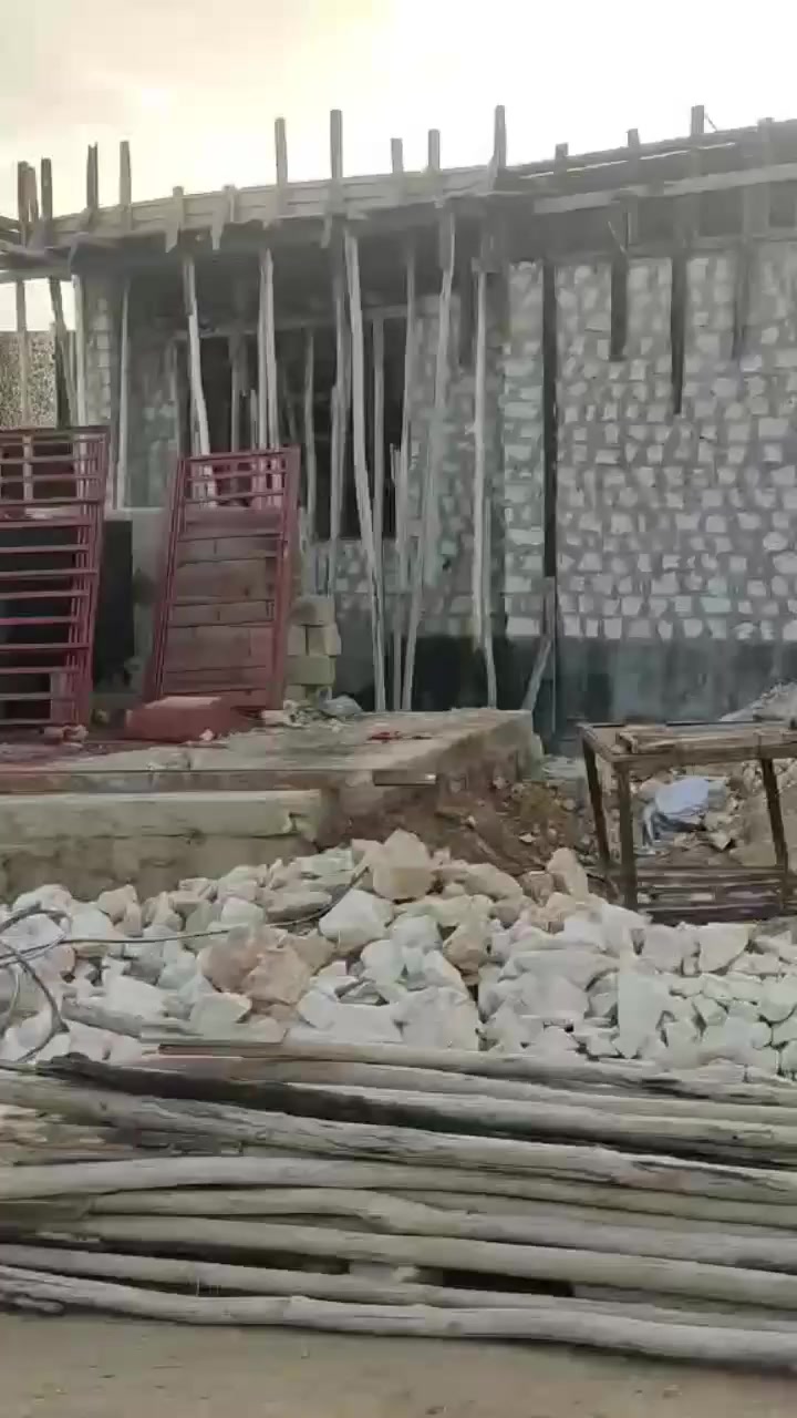 السلام على من رد السلام 
مستمرين وياكم بصب المنازل مواد وعمل حسب الاتفاق وبلقصد المريح والمقدمه 
للتواصل خاص او الاتصال ***********
