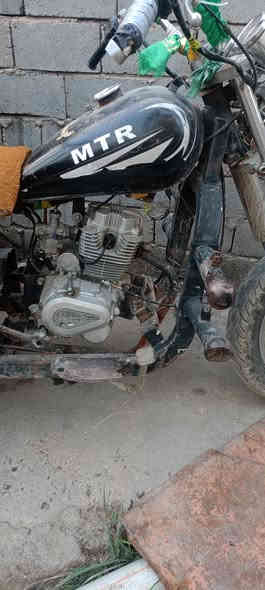 السلام عليكم ستوته موديل 17 محرك 24 للبيع اصولي اوراق استنساخ  في بابل ابي غرق تواصل *********** سعر 700 بيها مجال ملاحظه ستوته مامغسوله.
