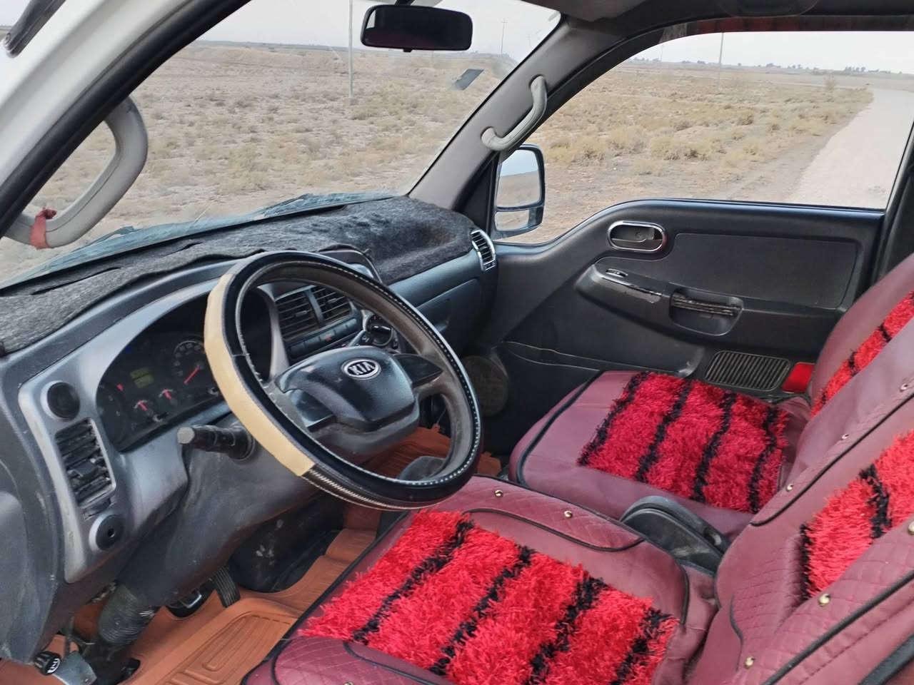 سيارة كيا حمل 2013
لسعر 88
رقم بصره دولي سنويه 2030تبريد ثلج سبلت بيها 
سياره بكيت مانت الله بس اليدور نضيف يخابر ويبشر
رقم بصره نكليزي دولي سنويه 30 مشروع وطني 
سيارة كفالة عامة من الصبغ والتبديل والضربة وحتى البارد
سيارة جديده ما متعوبة 
مكينة مكفولة شرط برغي ما مفتوح بيها   مشروع وطني تحويل مباشر
رقم شاصي واضح جداً
شاصي مكفول 
تبريد وتدفئة كلها شغالة وضع شركة
تخم تاير جديد 
كهربائيات كلها شغالة 
مكان السيارة ناصرية للاستفسار اكثر الاتصال على الرقم
***********
