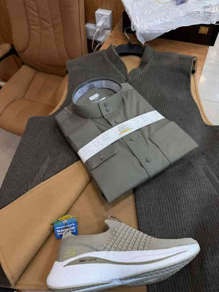 كشخة المسعودي للزي العربي 
بأداره ابو سيف المسعودي

دشداشة رجالية

عكل وشماغ

يلك وجهين 

شحاطات طبيه

فروات رجاليه 

تنسيقات مختلفة اكلاسيكي

 الاستفسار مراسلة الصفحة 📲📲 او الاتصال ***********

📍العنوان - الامام عون (ع)- قرب ازياء كريم
