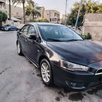 من رخصه صاحب الكروب المحترم للبيع لانسر قرش موديل 2016 السياره خليجيه ...