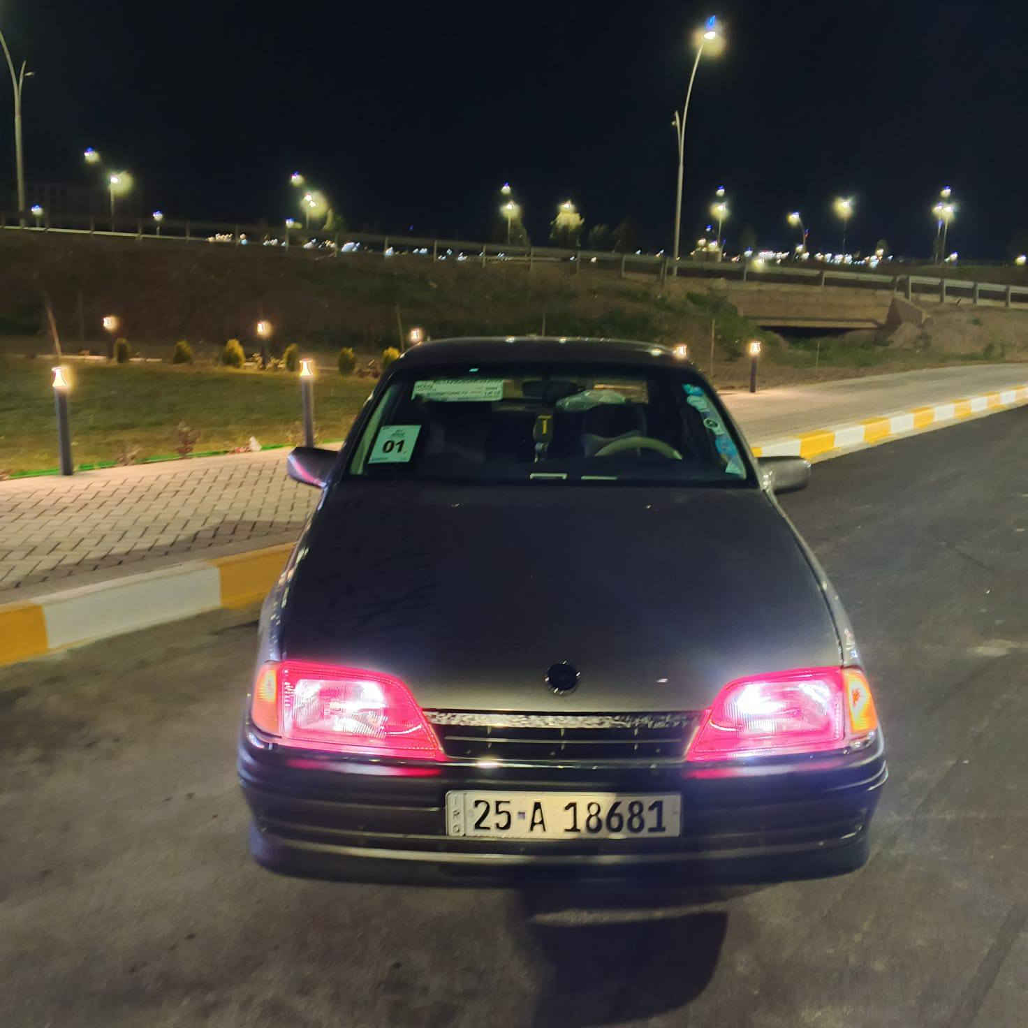 السلام عليكم 
اوميكا للبيع موديل 1991 محرك 20 صبغ للجماليه  
فول نظافه
كير عادي
تايرات كير محرك كله جديد 
كامره شاشه
رقم كركوك دولي
سنويه لحد 2029/10
سياره باسمي
بي دفتر بنزين 
سعر 48 بي مجال
للاستفسار ***********
