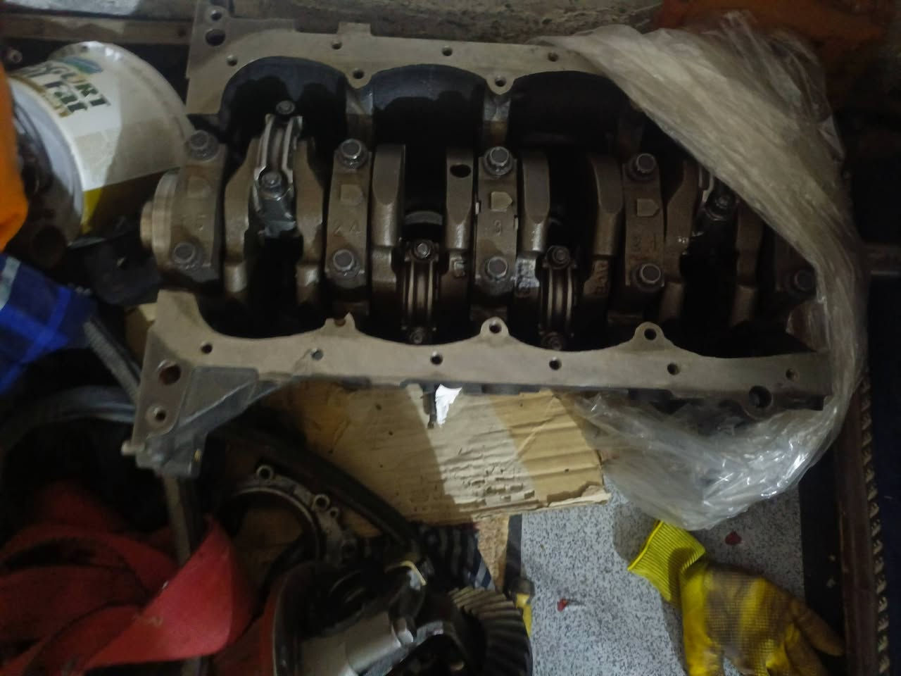 سلام عليكم قراض جنبي h 2 لبيع منهن حاويه ومنهن ضمان***********
