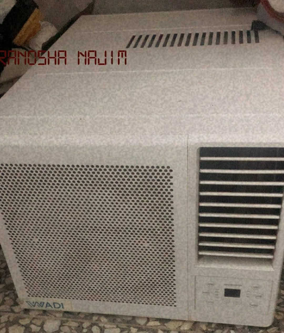 السلام عليكم مكيف للبيع 
المكان بغداد الشعب السريدات

جديد مالته ب٣٥٠ شاهد الله  وهوا يخبل نضيف حيل مـقاصر بس متوازية ودابيعه مستعجلة ستعملنه شهرين فقط نضيف 

مكيف انفيرتر 3 ارباع الطن

نوعيه وادي


**إذا كنت صاحب هذا الإعلان وتريد حذفه لأي سبب، رجاءا أرسل رسالة إلى الدعم الفني**