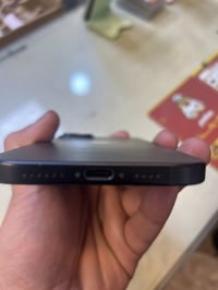 Iphone15plus ذاكرة :128  بطارية:94  الجهاز مكفول نضيف جداً  السعر:800 ...