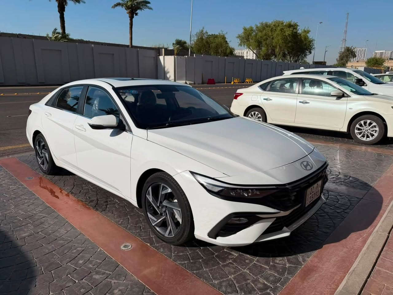 ✨ للبيع | Hyundai Elantra 2025 ✨
🚘 وارد صيني 🇨🇳
⚙️ محرك 1500 CC
☀️ فتحة سقف
🎛️ تحكم بالستيرن
✅ كفالة عامة
💯 السيارة جاهزة ولا تحتاج أي مصروف

📍 الممشى: 10,000 كم فقط

📍 مكان السيارة: بغداد
💰 السعر: 136 ورقة (قابل للتفاوض بالمعقول)

📞 للاستفسار والحجز:
***********

🔥 سيارة أنيقة، اقتصادية، ومناسبة للاستخدام اليومي… لا تفوّت الفرصة.
