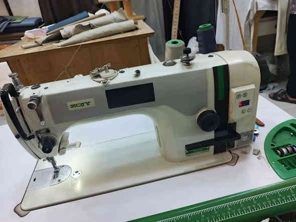 مكينه للبيع المكان موصل الزهور هاتف ***********
