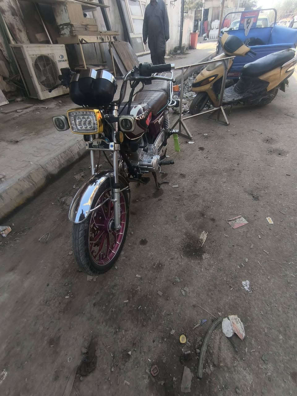 سلام عليكم
دراجه سيڤان للبيع دراجه مكفوله من كلشي اوراق ستنساخ سكنر موديل 2024 دراجه نضافه فول تجي وشوف بعينك عنوان الديوانيه حي الزهراء سعر 700 وبيه مجال رقم ***********
