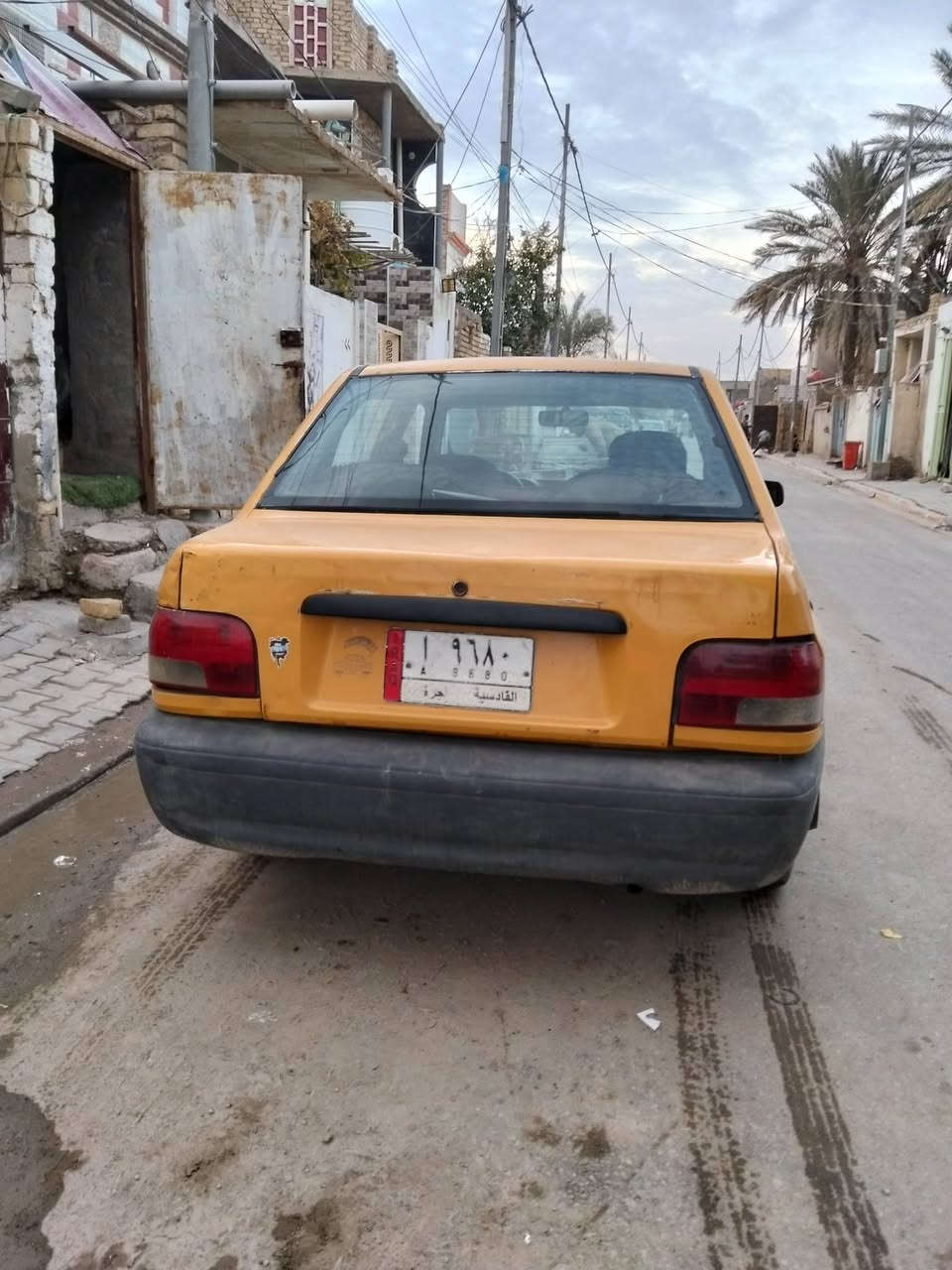 سلام عليكم سياره سايبه موديل 2013 سياره حلوه كشره حلوة دواخل حلوه رقم قادسيه راعيه بالي بدير  ماوااصل ***********راعيه مكان دوانيه حي عسكري 3
