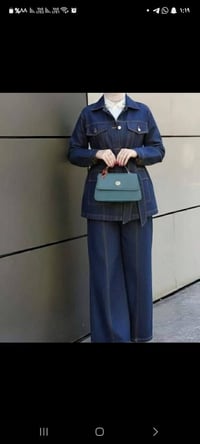 متواجدين • نافي ستور • ملابس