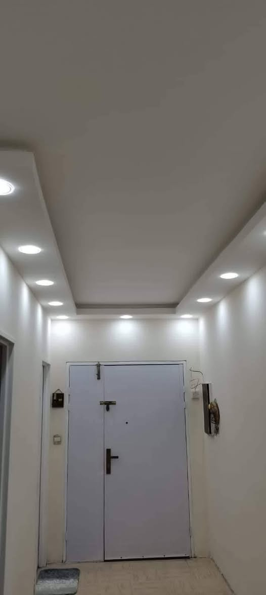 كادر 🏠صباغ معالجة رطوبه وعازل اسطح وكافة انواع صبغ *********** تواصل 📱بٱدارة  علي صباغ
