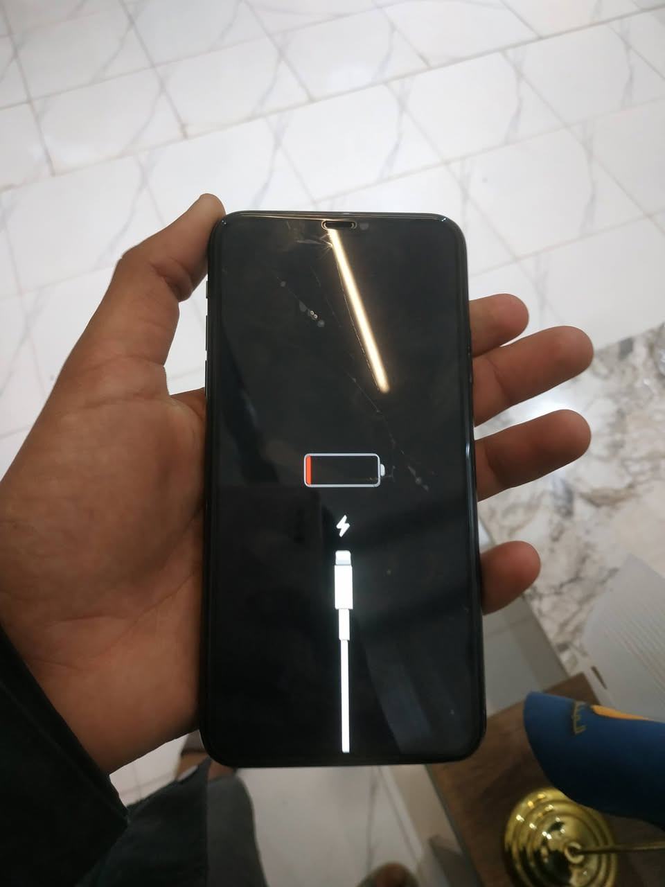 مبايل لبيع ايفون 11 بروء ماكس  بي فطر بالشاشه والشعر خاص


**إذا كنت صاحب هذا الإعلان وتريد حذفه لأي سبب، رجاءا أرسل رسالة إلى الدعم الفني**