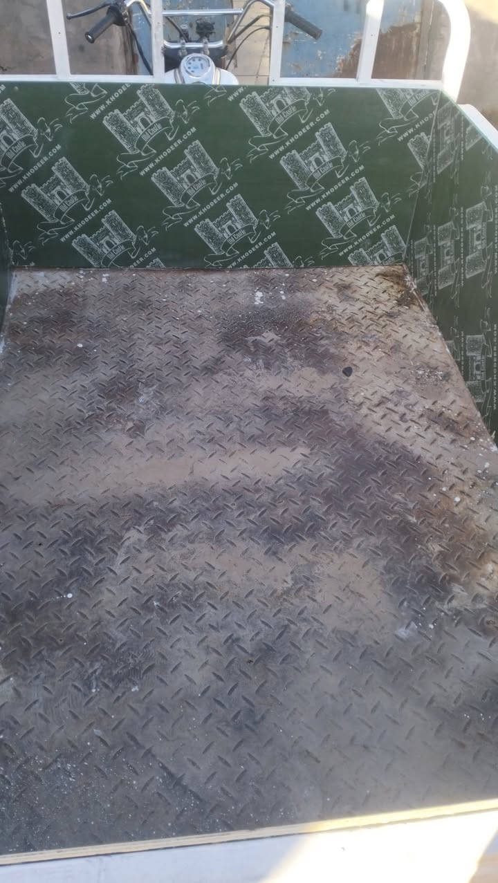 سلام عليكم ستوته للبيع موديل 17 دراجه نضيفه وراق كرار مكان ناصريه مركز سعر واحد ونص بيه مجال حق جيه ***********
