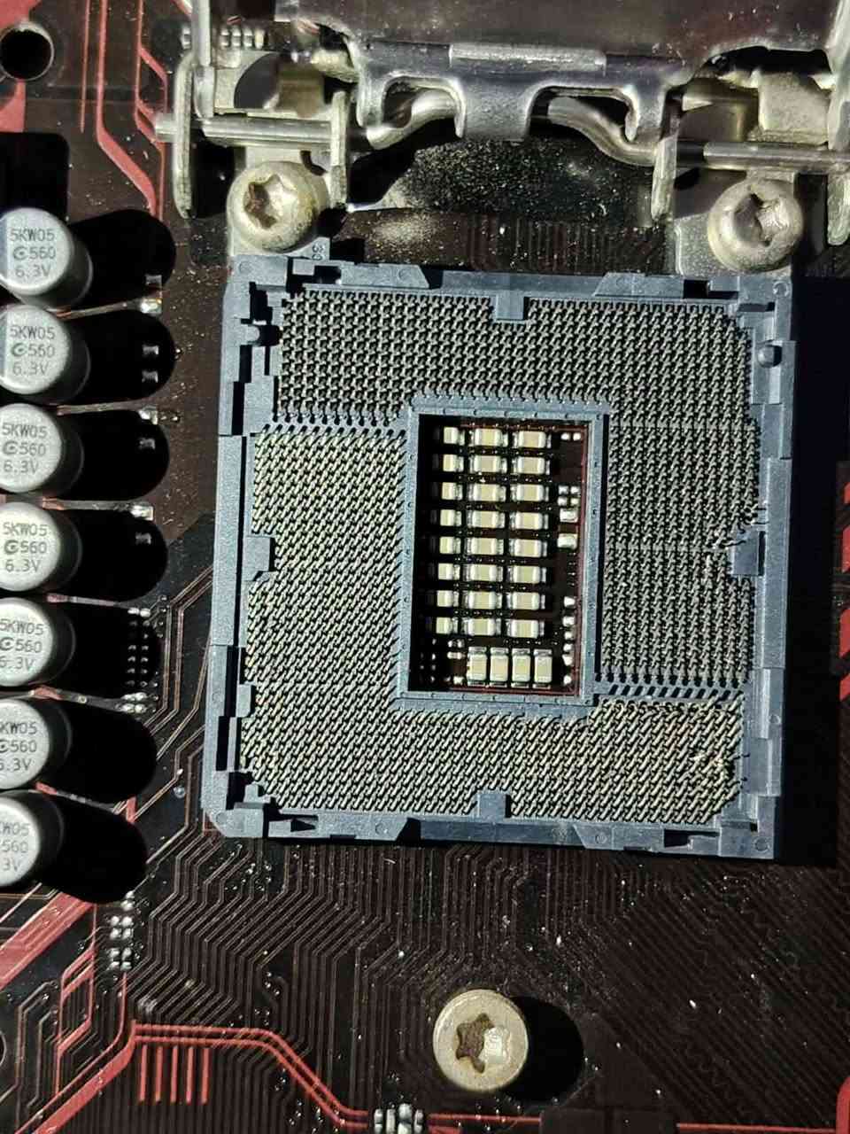 مذربورد  b150 الجيل السابع بي البنات معوجه شغال بس تصلح البنات سعره ٣١ للتواصل خاص او واتساب يوجد توصيل ***********
