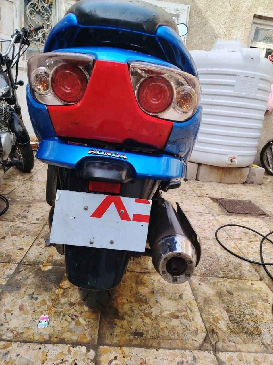 سلام عليكم فورزه 08كرستال للبيع محرك مامفتوح 
تحويلات نمر سعر 900وبيهه مجال للشراي 
عنون بصره معقل رقم ‏‪0774 201 5165‬‏ البصرة, العراق
