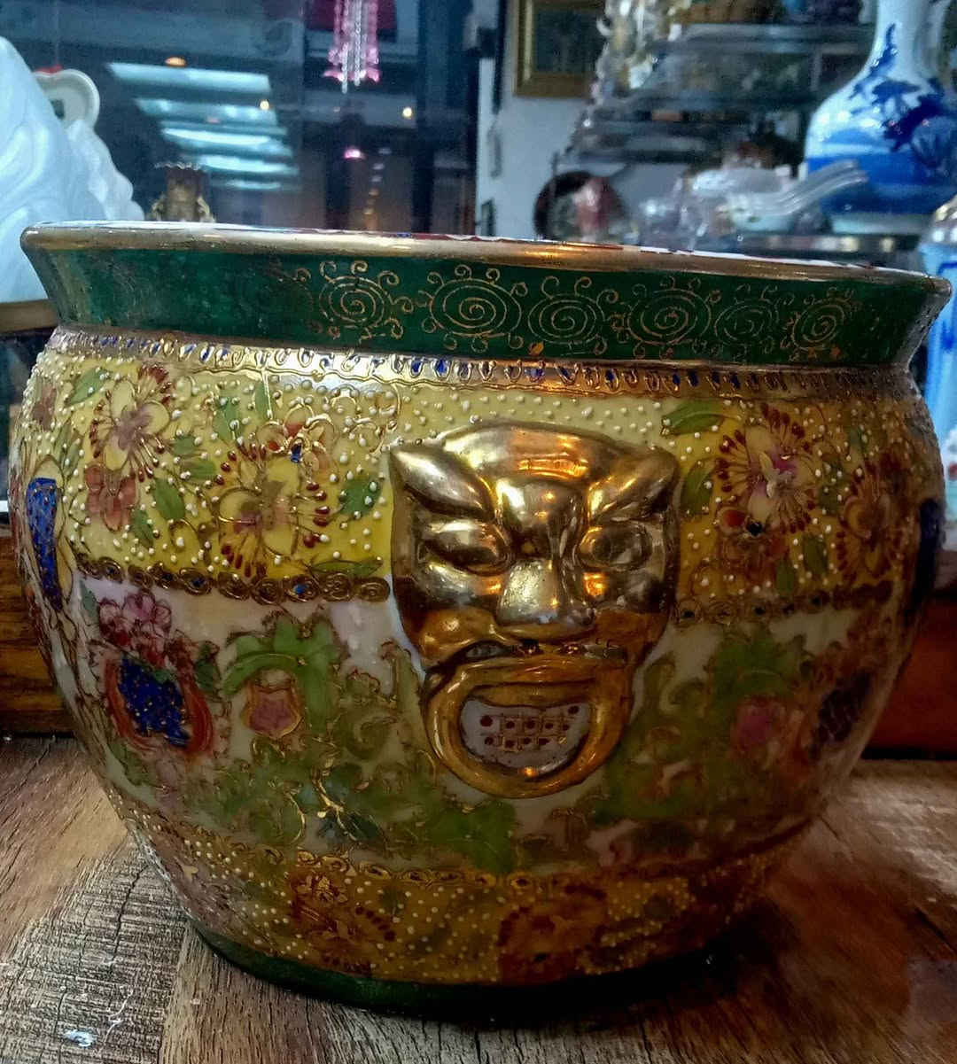 كاشبوه  شنواه نادر
شغل بارز 
رأس اسد علي الجانبين 
ارتفاع ١٧سم 
قطر ٢٢سم 
السعر ١٤٠٠ جنيه 
يوجد شحن وتوصيل 
الابراهيميه شارع الليجاتيه بجوار صيدليه خليل 
٥١ شارع نقراطيس 
لمزيد من المعروضات اضغط(( تفاصيل البائع))
ولمتابعه ما هو جديد من معروضات اضغط(( متابعه )) الاسكندرية, مصر


**إذا كنت صاحب هذا الإعلان وتريد حذفه لأي سبب، رجاءا أرسل رسالة إلى الدعم الفني**