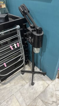 غراض صالون حلاقه للبيع 07740406045