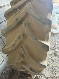 تخم تاير للبيع مستعمل    07815409675