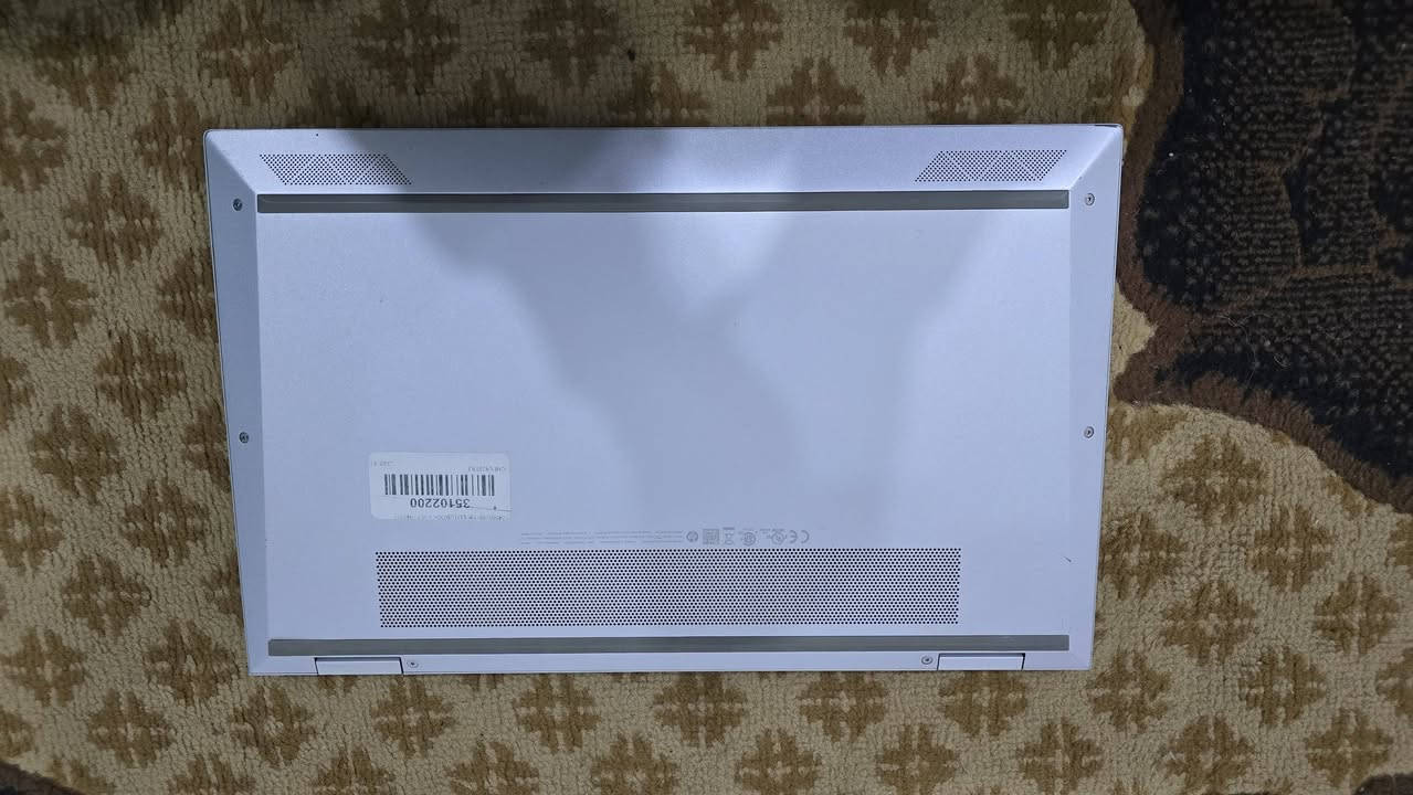 السلام عليكم لابتوب للبيع
Hp elitebook x360 1040 G7
I7 10610U
Ram 16gb
512gb ssd
لابتوب خفيف بدون شاحنة  يشحن tyb C 
وندوز مفعل 
450 الف


**إذا كنت صاحب هذا الإعلان وتريد حذفه لأي سبب، رجاءا أرسل رسالة إلى الدعم الفني**