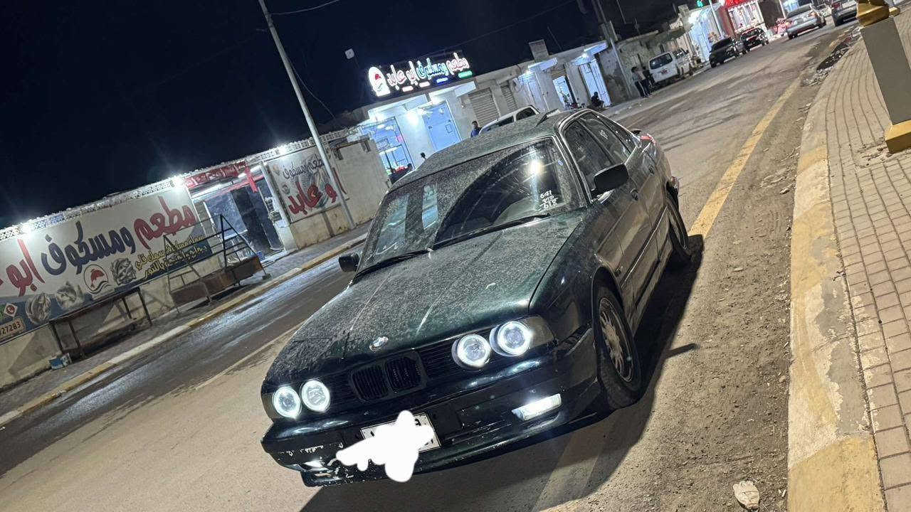 بي ام للبيع كير محرك شرط
محرك كبس صدر شرط 
سياره عليها غرامه 7اوراق 
تريد تحويل تريد وكاله 
اربيل السعر 40 غرامه ينزل من سعرها
اتصل و تدلل ***********
مراوس ب افانتي هم يرهم
