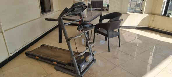 جهاز جري مستعمل قليل ماطوره عاطل ، السعر المطلوب 185000 دينار
موبايل ***********
