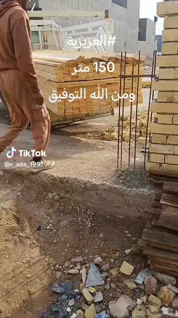 سلام عليكم ✋
من رخصة صاحب المنشور🫡

عمل 

نجاره+ وتسليح+ وصب+كونكريت 🏠🔨🔗

عمل سقوف رباطات شريطيه 

عمل درجة وألى 

سعار مناسبه 

سرعه والتزام بل عمل

***********
