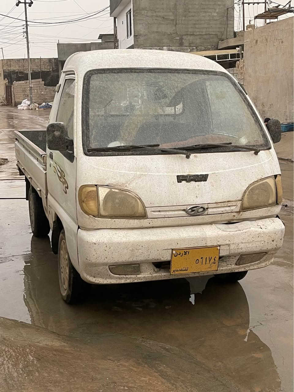 سلاو هاوريان خوشه ويست فاو موديل ٢٠٠٧ منفيسي اصلي ٤ تايه لوك كير مكينه كاره باي لوك سياره كه تاخم بيشي لوك چركي تي نيه همو كياني به شرت شانسي سعري ١٦ ورقه ماعامله كم سياره كه له كركوكه له باروت خانه يه رقم موبايل *********** اسيا ***********. گورينه وه اكم له سر دل گرتن كركوك, العراق
