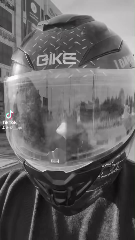 سلام عليكم 
دراجة 
بنيلي 
حورته سيبي فور 
مكينة وكير كفاله 
لوحة وسنوية 
دراجة كلشي بية جديد 
تايرات جديد كابريتر جديد وطيك ويا دراجة كلجات جديدات وقاعدة مال رقم
عقل ضفيرة محد لاعب بيهن 
شوتة جديد دراجه كلشي بية جديد
دراجة تريد ملاحضات خفيفه وحق لحسين كلة دهن موتل وبانزين محسن ومرات عادي دراجه كلش معتني بية
كفرات وكشن بس 
سعرة 30 وبية مجال وراوس حسب القناعة 
عنواني البصرة العالية 
رقمي***********
