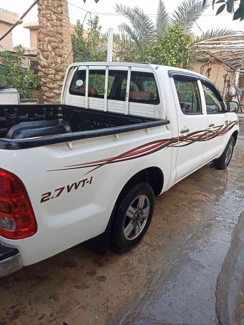 السلام عليكم تيوتا هيلوكس 2011 دبل قماره شاصي 19مكينه كير صدر داخل كله جديد فقط بارد بالجاملغ الأيسر من جهت السائق تخم تاير سياره جاهزه فقد التدفئه عاطله للبيع مكاني بغداد الجزيره السياحيه قرب مركز شرطة الفحامه وهذه رقمي للتواصل ***********
