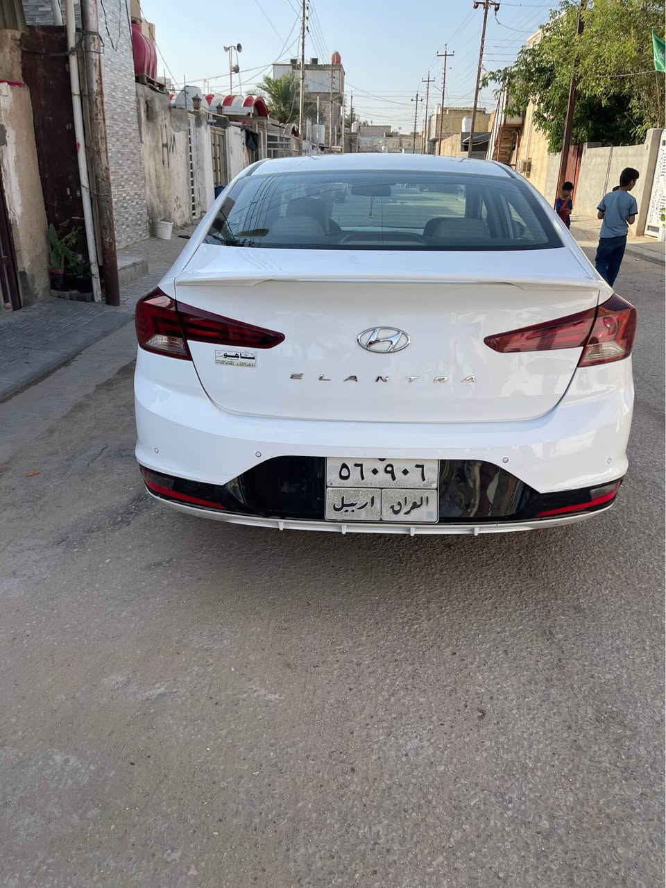 السلام عليكم للبيع الانتره مديل 20 فول مواصفات المحرك 2000 كفاله عامه منه الفتح ولتبديل بيه ثلاث كرت مكاني النجف الشرف  
الرجاء النتصال غير متواجد على فيس*********** النجف, العراق
