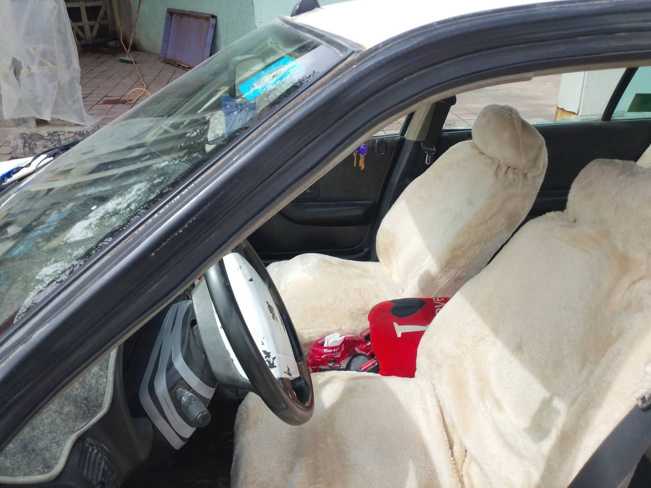 بيجو بارص مديل 12مكفوله من الضربه بس صبغ حزام جماليه رقم نكليزي مشروع وطني مكان كوفه السعر 43وبيهة مجال 
***********
