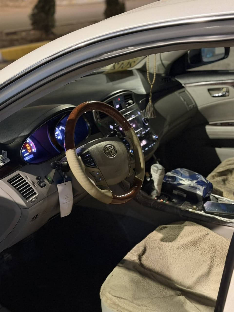 ئەڤەلۆن 2011  ساغ ساغ  حیزام بۆیاخ ئەوروپا لەسەر ساغی بێ دەعم بێ لێدران  چرکەی تیانیە لەڕەسمەکان جوان ترر نەبوو  حەقی ڕێگەت لەسەر من  جرکەی تیانیە ماڵی دۆستە ماشەڵا لە ماڵی هەموو لەێ *********** شمشمل, السليمانية
