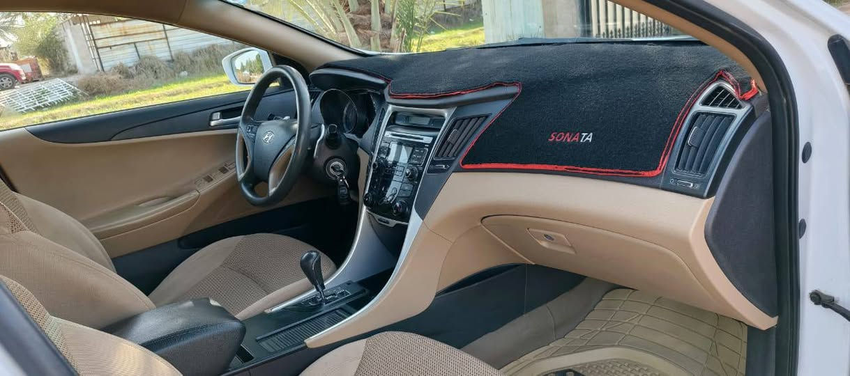 سوناتا ٢٠١٢ خليجي رقم إنكليزي باسمي محرك ٢٤٠٠ دوش كامل الموصفات عدى الفتحه والبصمه السعر ١٢٥ وبيها مجال ‏‪***********‬‏
