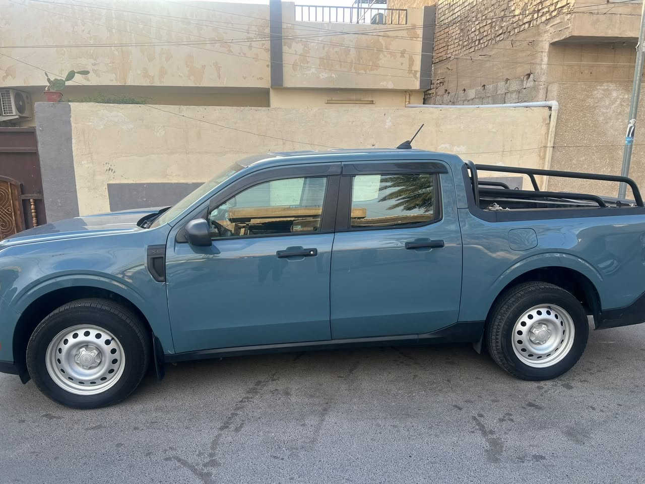 مافريك هايبرد موديل 2022 ، السيارة جاهزة اي نقص مابيها ،أما بلنسبة للحادث فموضح في الصور 
السعر 165 بيها مجال ،عنوان السيارة بغداد حي الجهاد.

للاستفسار او الاتصال على هاذا الرقم.***********
