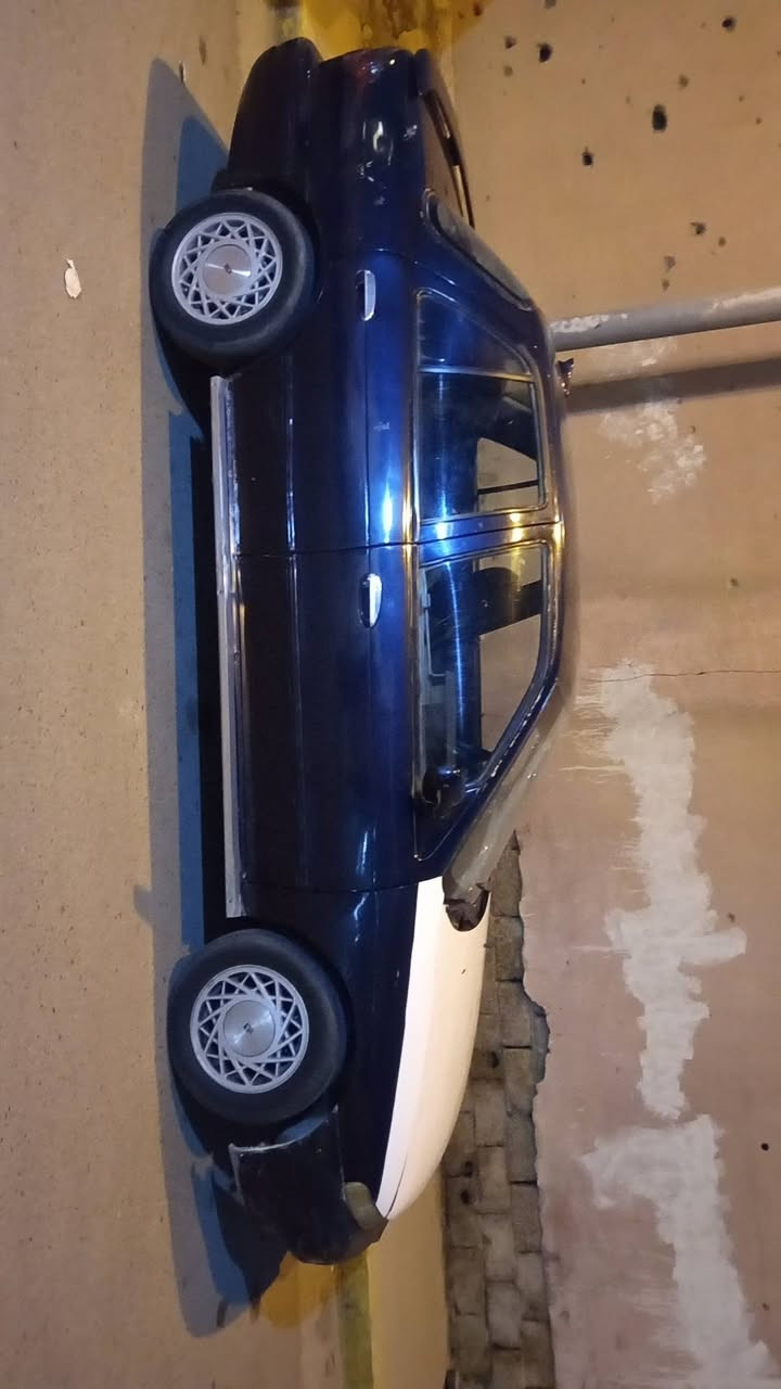 سيفا موديل 93 محرك مفتوح كير اوتو رقم انبار مال جناي سياره احله من الصوره السعر 34 مكاني الفلوجه تحويل ثاني يوم. ***********
