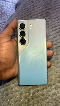 تكنو كمون 40برو 5G كامل اكسوارات للبيع سعره 210 بي مجال موبايل مستعمل ...