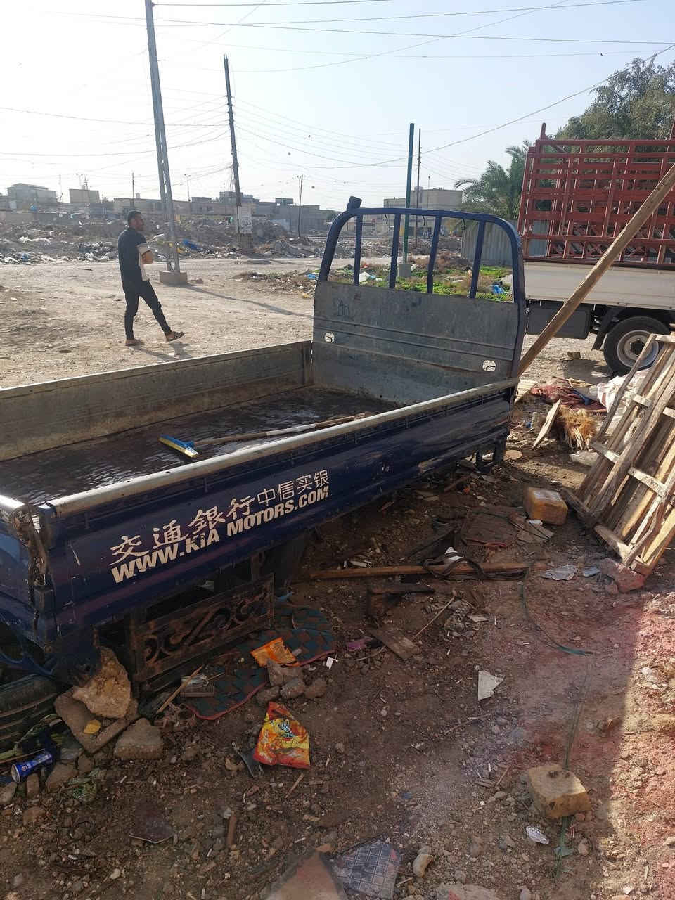 السلام عليكم  بدي كيا فحل للبيع  السعر ٤ ورقات  وبي مجال  الرقم *********** المكان بغداد الزعفرانيه
