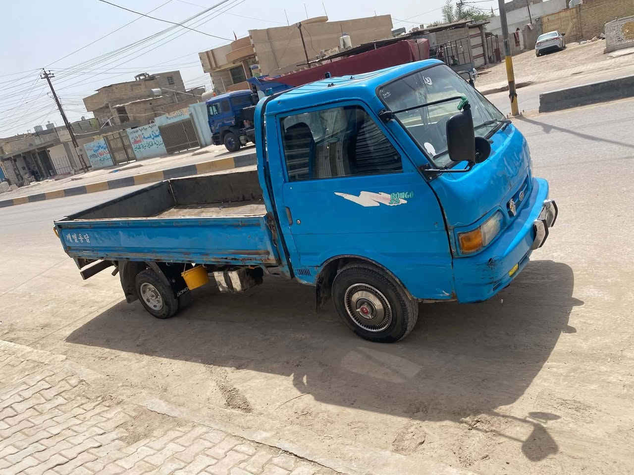 سلام عليكم كيا بينكو موديل 96تك قمار 8جنكال طويله محرك وكير وكسن جديد سنويه لحد نهايت 26رقم الشاصي واضح تحويل شوكت متريد مكان السياره بغداد المعامل الحسينية رقم بغداد مشروع وطني رقم الهاتف *********** السعر 45وبيه مجال
