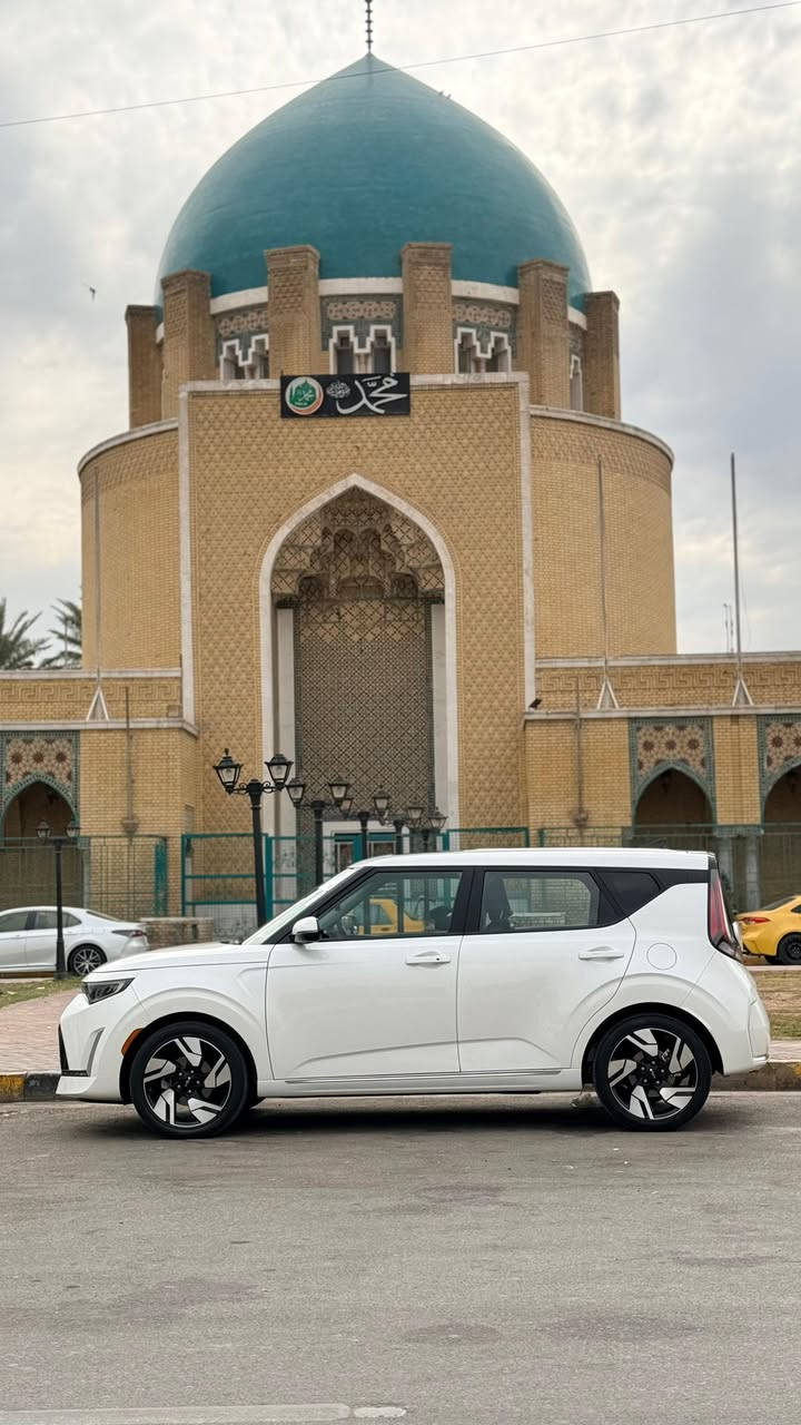 سلام عليكم

للبيع كيا صول موديل 2023  جتي لاين 

حجم المحرك 2000 دوش ماشيه 42 الف

اعلى فئة  بالصول فول  موصفات خاصه تجي فتحه وبصمه وشاشه ايباد وبجم عدسه زنون بلادي سايد بريك بصمه ابواب بصمه 

كشنات كهرباء كشنات تدفه شاحن وايرلس تبريد بيانو رادار امامي شغال رادار خلفي رادار يمنه ويسره حساس اطارات كشاف امامي شغال نضمه قياده

 السياره جديده كلش 

لد امامي شغال لد خلفي شغال اشاير بل مري ولكب كروم حجمه 18  وبيبان حمر بلادي اناره داخليه دمام صوت امامي وخلفي 

 تشغيل عن بعد اطفاء ذاتي 

انضمه قياده السياره وارد امريكي 

ايرباك بردة مبدل باب خلفي اصلي نفس لون صبغ من جاملغ صور الحادث مرفقه   

السيارة بأسمي 

للأستفسار


**إذا كنت صاحب هذا الإعلان وتريد حذفه لأي سبب، رجاءا أرسل رسالة إلى الدعم الفني**