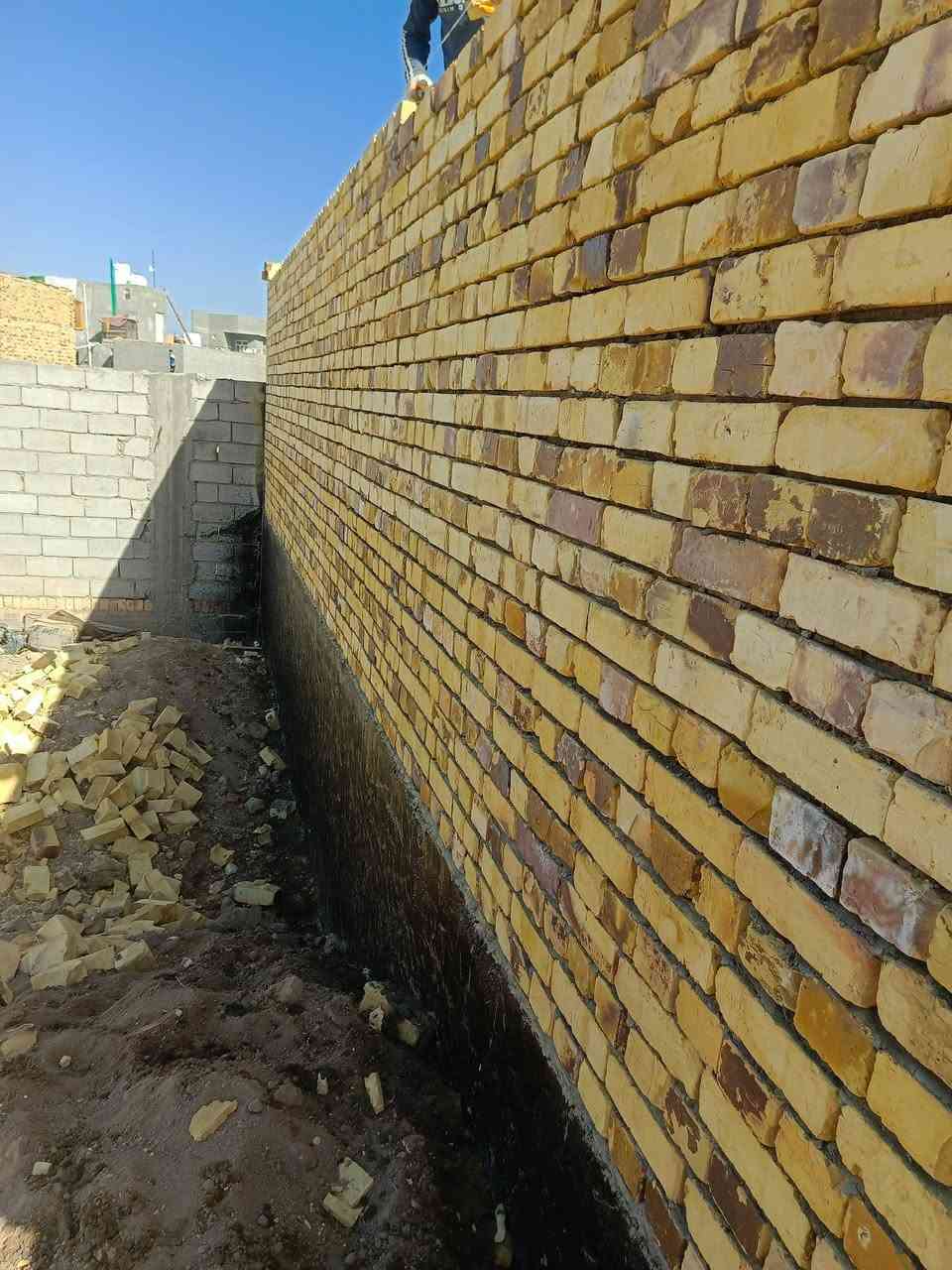 خلفة بناء متفرغ حاليا شغل درجه اوله اشتغل يوميه قطعيه وعل الدبل .. اتصال او واتساب ***********
