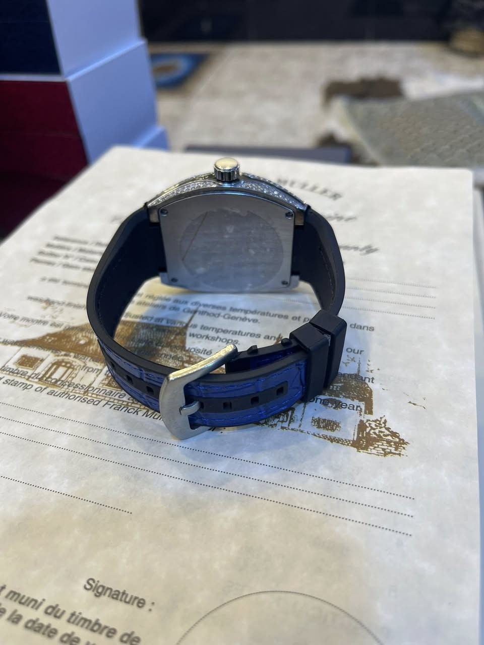 فارانك مولر كوارتز بطاريه سوبر ماستر كامل مرفقات علبه داخليه وخارجه وكتلوك ومختم سير وضهر السعر ?  60


**إذا كنت صاحب هذا الإعلان وتريد حذفه لأي سبب، رجاءا أرسل رسالة إلى الدعم الفني**