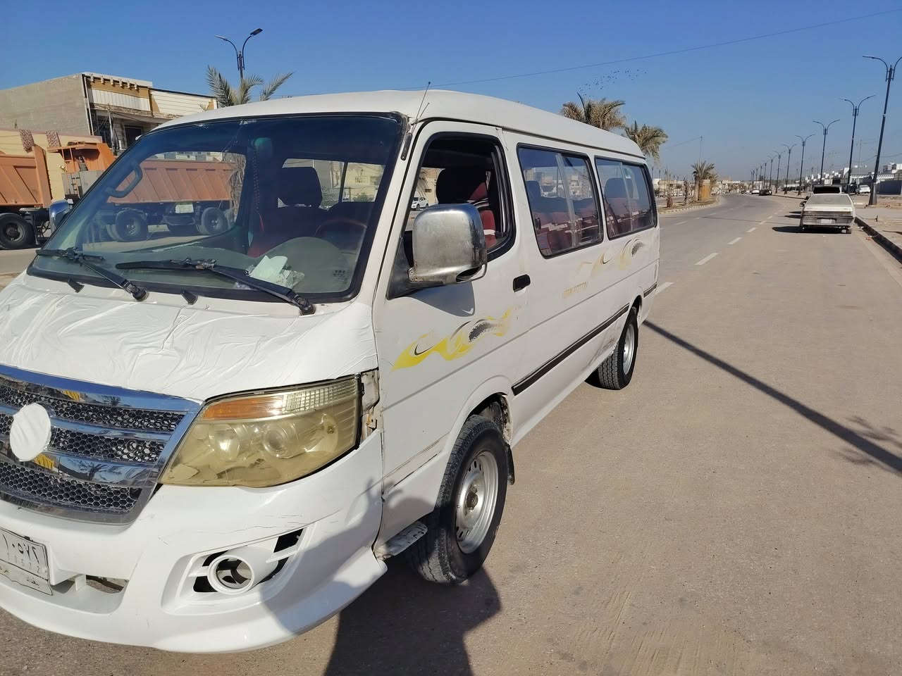 السلام عليكم فتون للبيع  موصليه موديل 2017سياره  مكينه وكير جدد  سنوية عضم  عاج سعر 42وبيه مجال حك الجية العنوان النجف كوفة مامتواجد ع الفيس ***********
