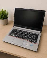 فوجيتسو • i5 الجيل السادس • ٢٥٦ جيجا SSD