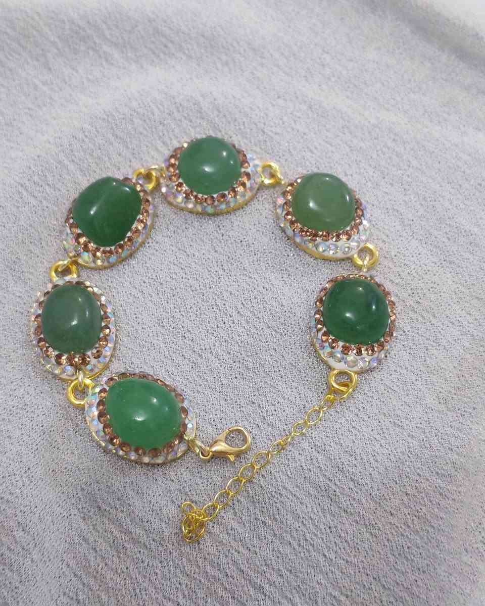 اسورات أحجار اصلي ذمه توجد خدمه توصيل


**إذا كنت صاحب هذا الإعلان وتريد حذفه لأي سبب، رجاءا أرسل رسالة إلى الدعم الفني**