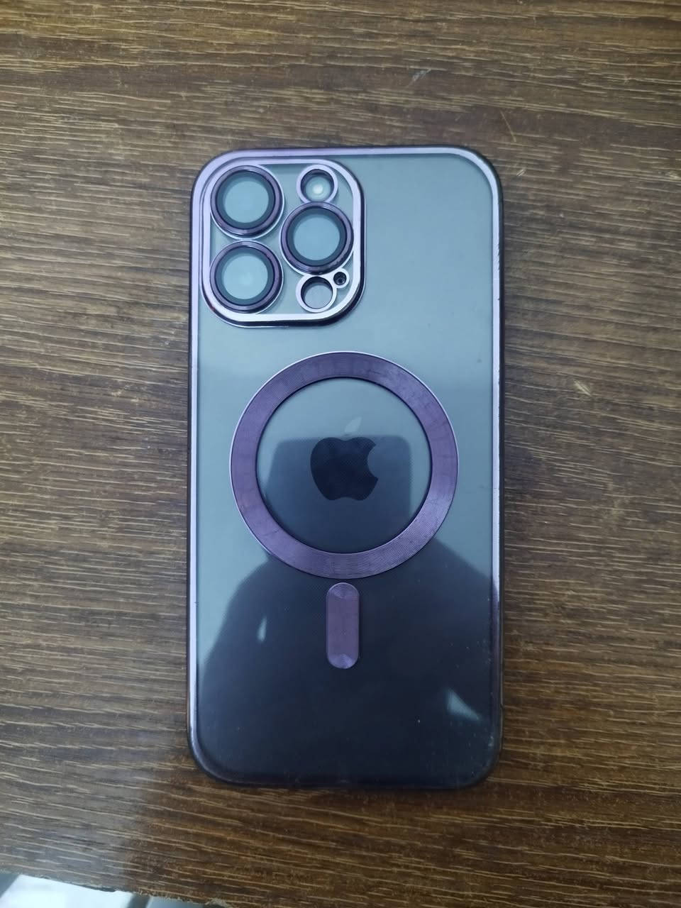 السلام عليكم ايفون ١٤ برو ماكس بطارية ٩٥ شخط ما بي ذاكرته ٢٥٦ جهاز جديد كلش  تواصل على رقم ***********
