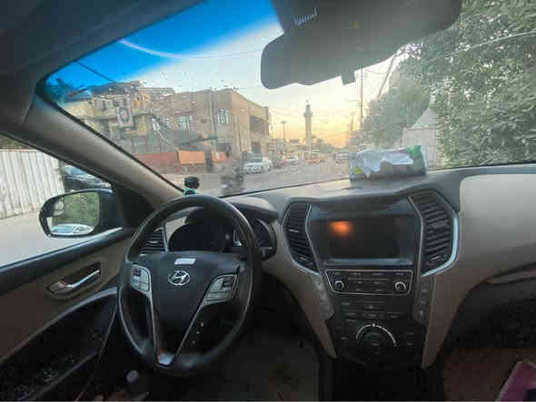 سنتافيا نيلي 2017 سته سلندر محرك 3300 خمسه راكب تبريد قطتين كرسي الساىق كرباىي ثلاث حركات قياده اعتيادي ورياضي واقتصادي مصابيح زتون قطعتين صبغ للاستفسار الاتصال على الرقم*********** بغداد
