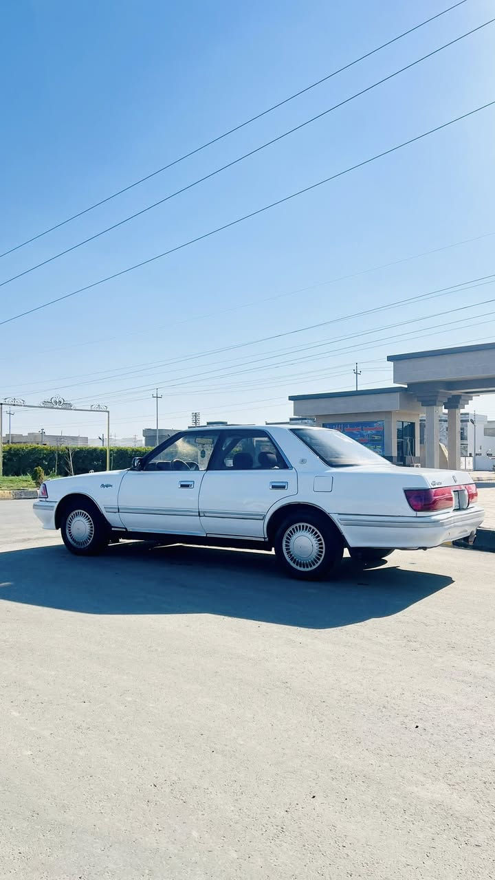 هارتوب  بسعر  40 وبيها مجال  رقم الماني مشروع وطني لل 2029 بأسم جيراني شرط التحويل والوكالة صدر وگير ومحرك بطه كلها شرط 
تدفئة شغالة والتبريد نقص غاز فقط 
اتصل / ***********
اتصل / ***********
مكاني الشرقاط
