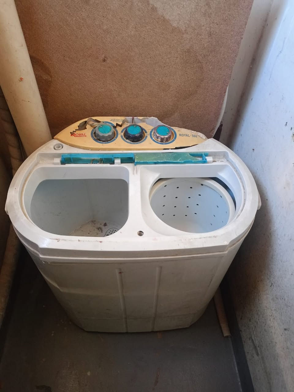 للبيع كلمن وسعره بسمايه


**إذا كنت صاحب هذا الإعلان وتريد حذفه لأي سبب، رجاءا أرسل رسالة إلى الدعم الفني**