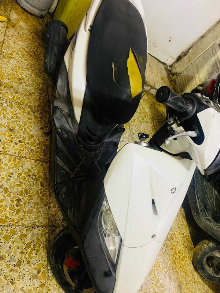 ماكس ثلعب درجه ممفتوحه بلاديه دراجه رمبه قبل 7 اشهر نازه كهربيات كله كامل كابريتر اصلي  بلك مبدل.  دراجه بخار اول متشتغل 10 دقايق ويروح. قفل 500 ابو لا 450 لا تجي. مكاني بغداد الحريه ***********
